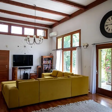 Organic Creek Garden Deluxe 4* Mostarsko Raskrsce