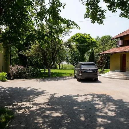 Organic Creek Garden Deluxe 4*