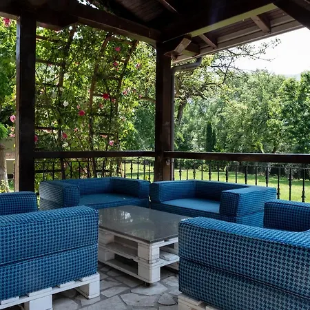 Organic Creek Garden Deluxe 4* Mostarsko Raskrsce